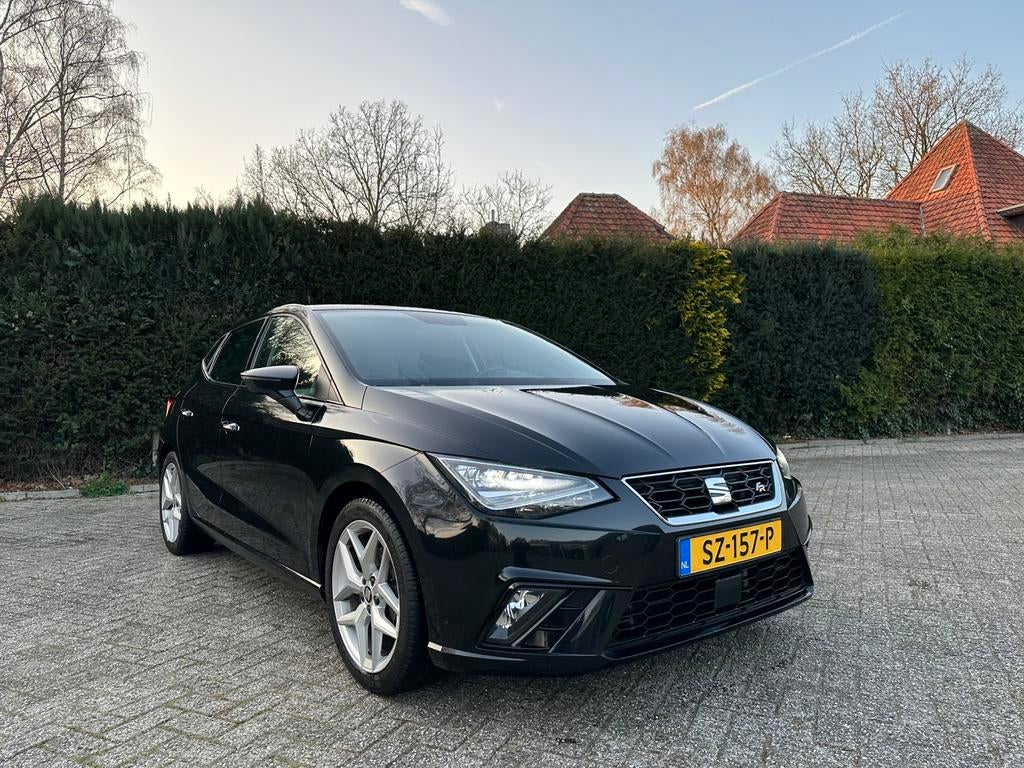 Seat Ibiza 1.0 115pk Dsg-7 | Camera | Cruise | Carplay, Auto's, Seat, Stof, 40 €/maand, Zwart, 580 kg