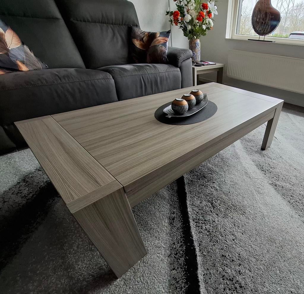 Salontafel, tv-kast en hoektafel in licht eiken kleur, Ophalen, Rechthoekig, Minder dan 50 cm