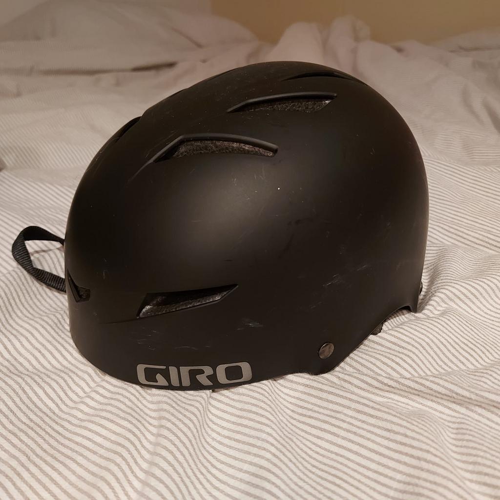 Giro skate/bmx/fiets helm maat m, Ophalen of Verzenden, Zo goed als nieuw, M, Heer of Dame