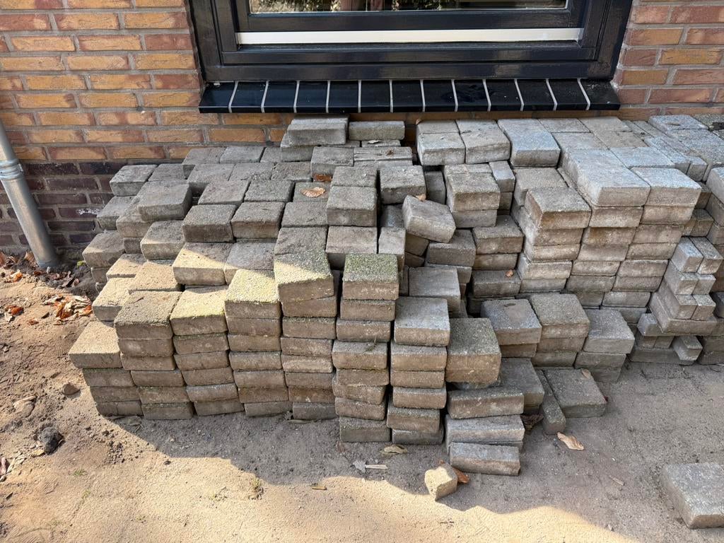 GRATIS Trommelstenen koppelstones ongeveer 45m2, Tuin en Terras, Tegels en Klinkers, Ophalen, Gebruikt, Klinkers, 10 m² of meer
