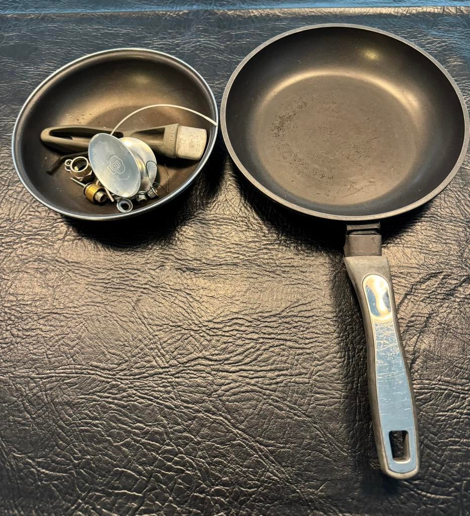 Oud ijzer ? Metaal oude pannen, Ophalen, Zo goed als nieuw, Rvs