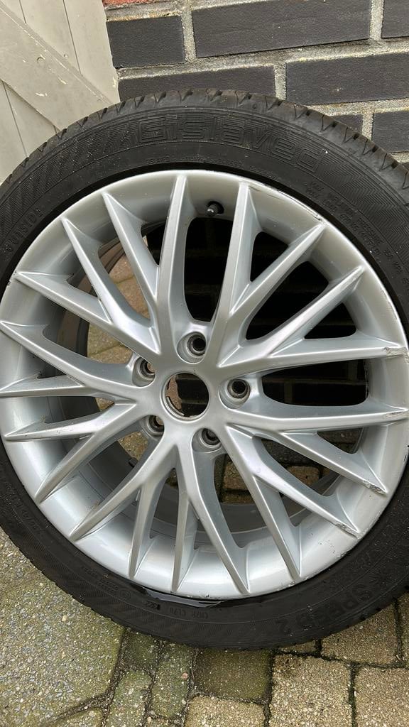 Velgen Seat Leon FR 2018 met zomerbanden - 7mm profiel, Auto-onderdelen, Banden en Velgen, Ophalen, Gebruikt, Banden en Velgen