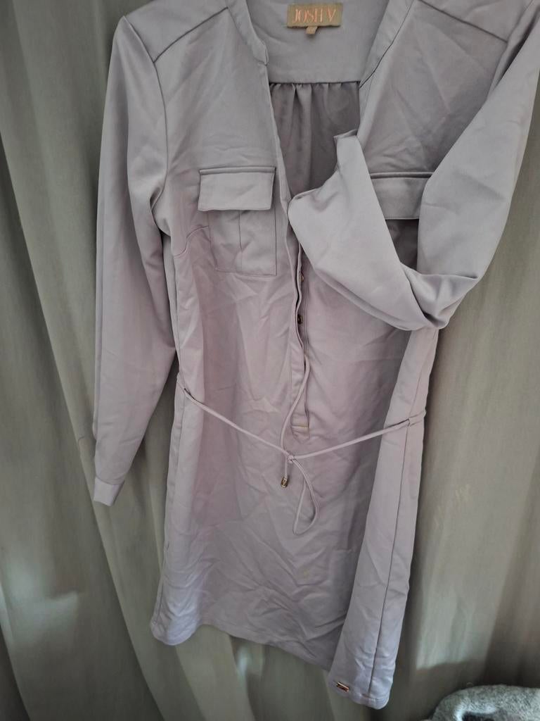 Paarsig glans jurkje merk josh V maat M maar valt als S, Ophalen of Verzenden, Nieuw, Maat 36 (S)