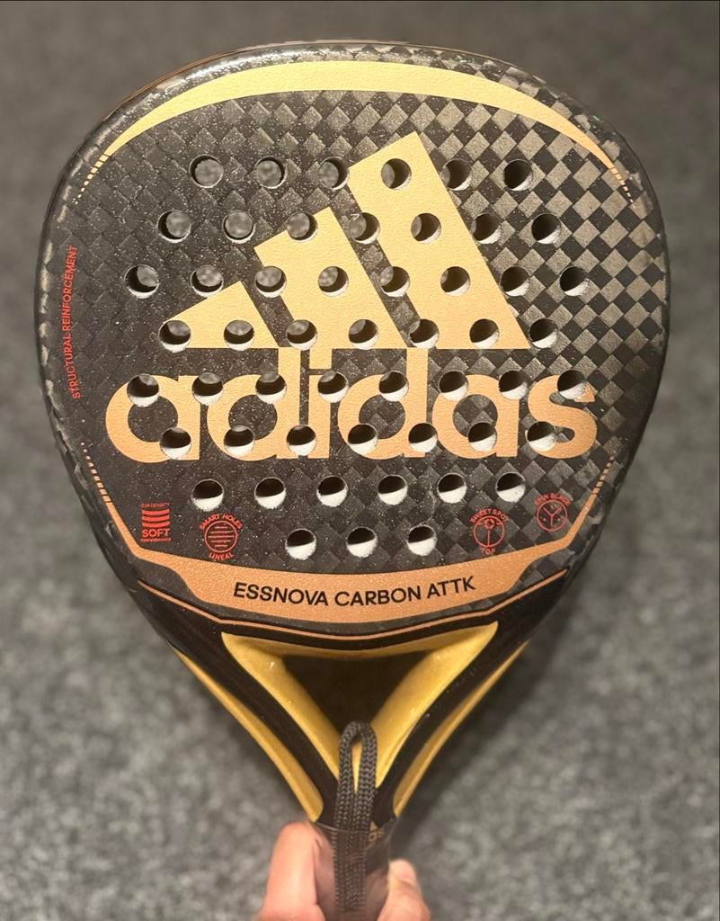 Adidas Essnova Carbon Attk Padel Racket, Sport en Fitness, Padel, Nieuw, Ophalen of Verzenden, Den Bosch, Asedge90@gmail.com