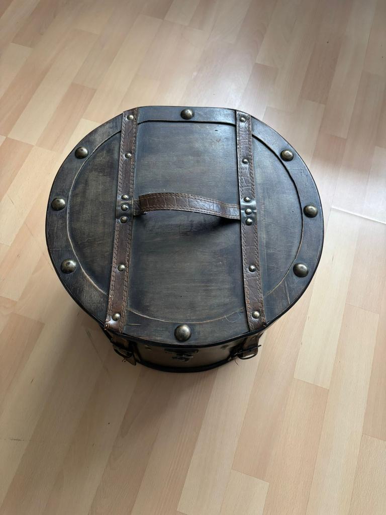 Prachtige vintage ronde hoedendoos, Ophalen