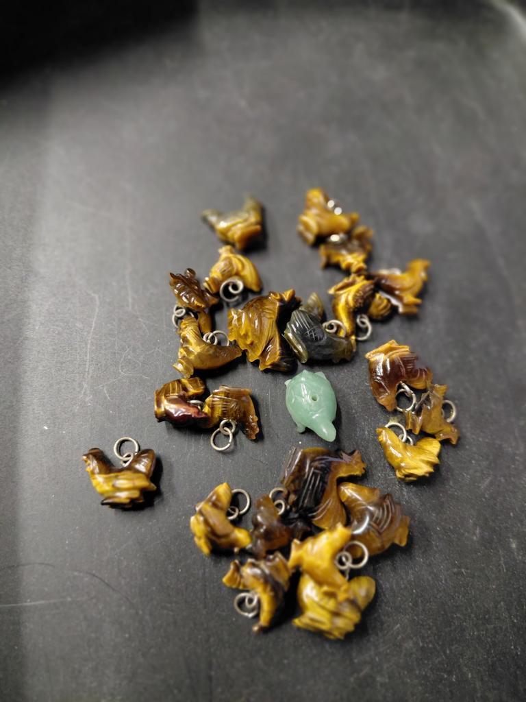 Partij edelsteen hangertjes, Sieraden, Tassen en Uiterlijk, Piercings, Ophalen of Verzenden, Nieuw, Overige materialen, Oor- of Traguspiercing