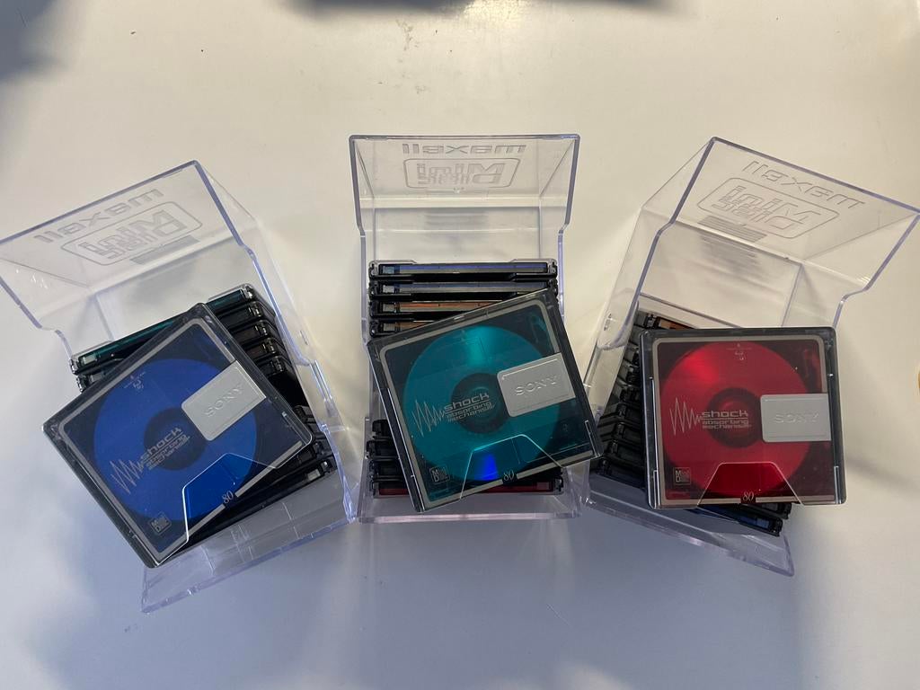 Minidisc’s 3 bakjes met  30x SONY COL.COL.  80 minuten, Ophalen of Verzenden