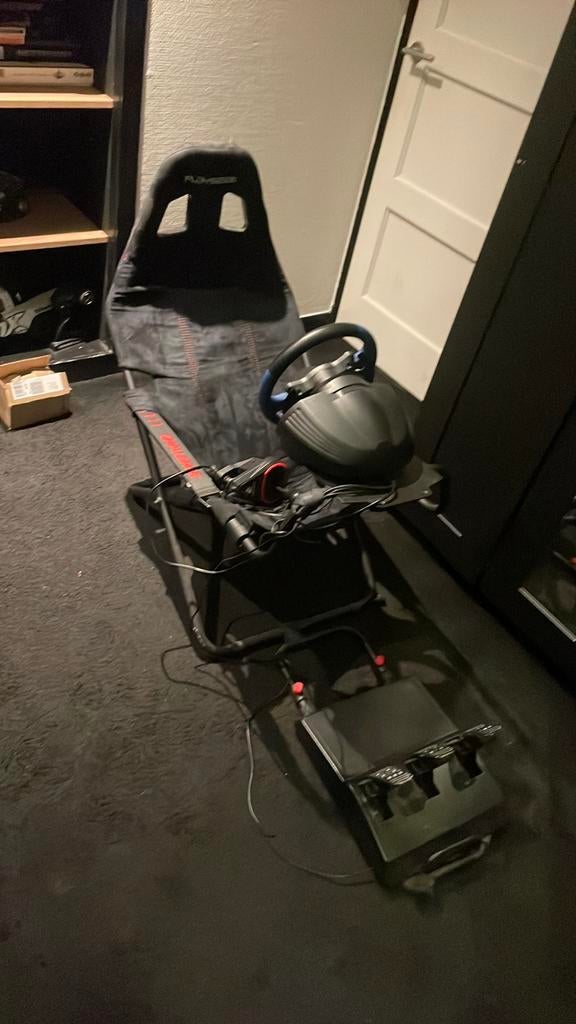 Thrustmaster T150 met playseat en schakelpook, Ophalen, Gebruikt, Playseat of Racestoel, PlayStation 4