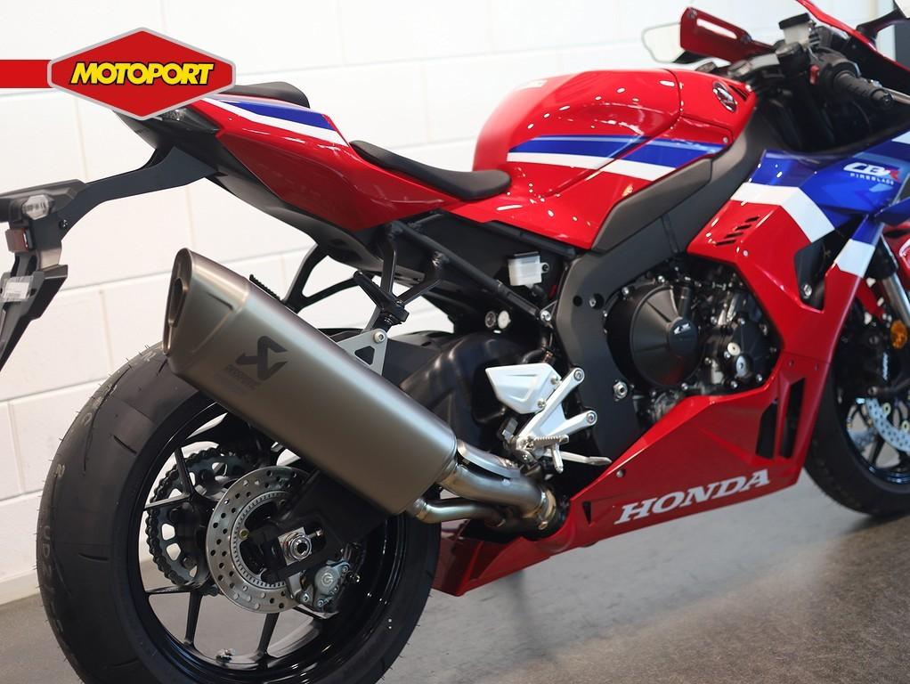 Honda CBR 1000 RR (bj 2026) - foto 3