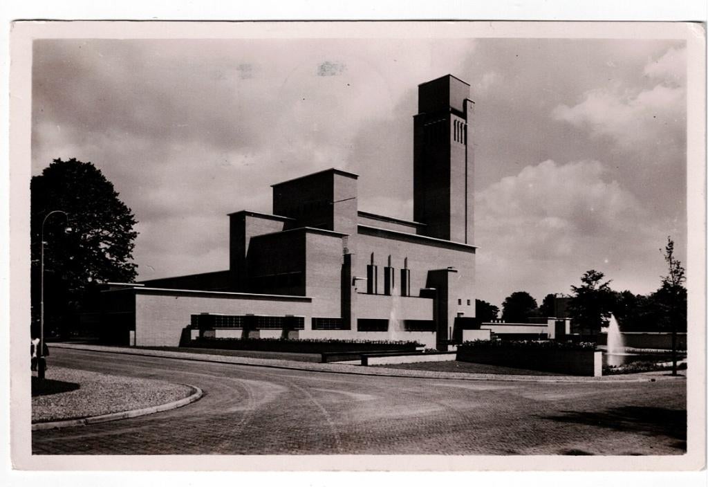 Hilversum 1931. Raadhuis van Architect Dudok uit 1928., Ophalen of Verzenden, 1920 tot 1940, Gelopen, Noord-Holland