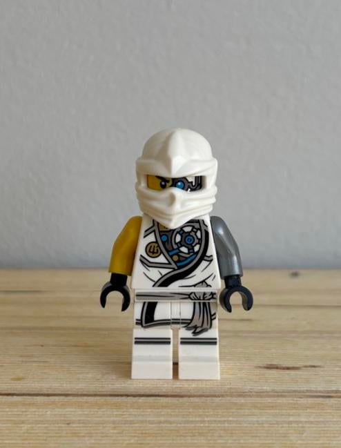 Zeldzame LEGO Ninjago Zane (Tournament Robe), Kinderen en Baby's, Speelgoed | Duplo en Lego, Ophalen of Verzenden, Nieuw, Lego