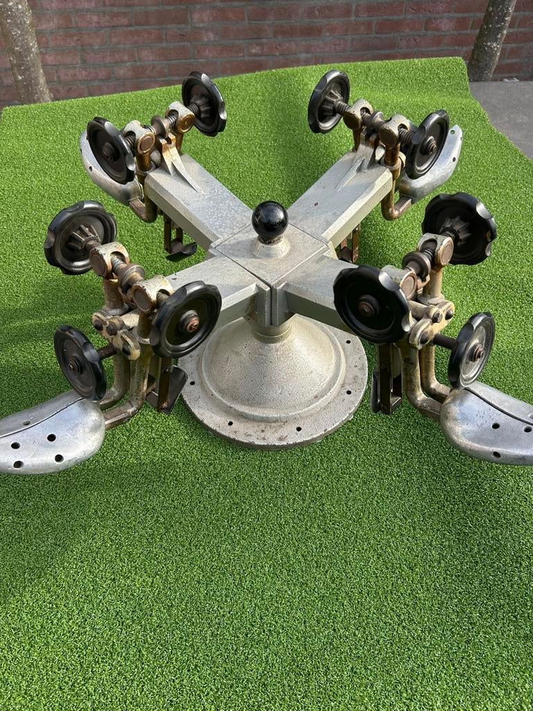 Schoenoprek machine veel leesten erbij  draaibare caroussel, Hobby en Vrije tijd, Ophalen, Gebruikt