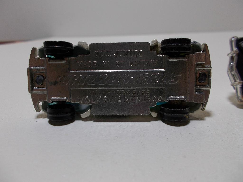 1977 Corgi Juniors VW + BUICK REGAL (Uit Starsky & Hutch!), Ophalen of Verzenden, Zo goed als nieuw, Auto, Corgi