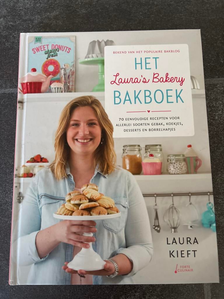 Het Laura's Bakery Bakboek - 70 recepten voor gebak & meer, Boeken, Ophalen, Zo goed als nieuw, Nederland en België, Taart, Gebak en Desserts