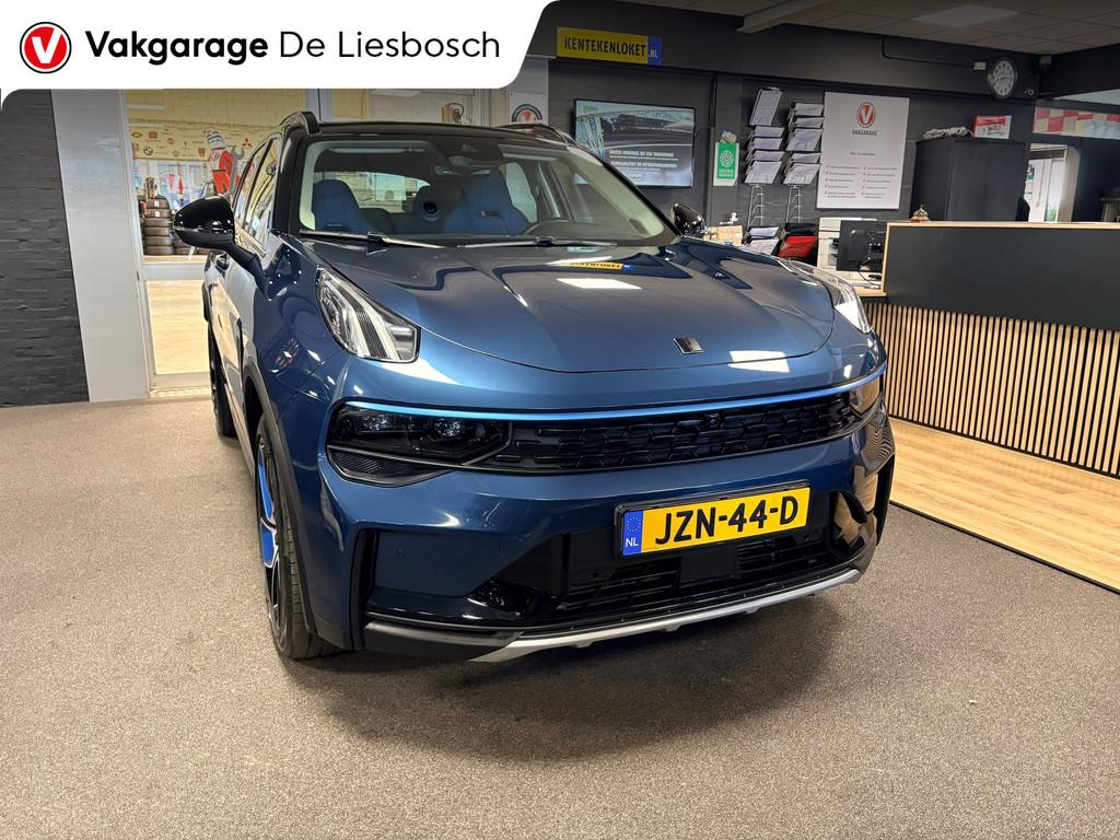 Lynk & Co 01 1.5 / pano / 360 camera / model 2023 / Infinity, Stof, Blauw, Adaptive Cruise Control, Plug-in hybride