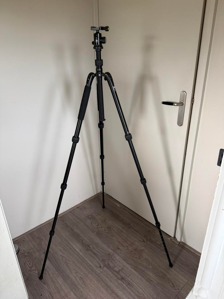 Statief met balhoofd, Zo goed als nieuw, Minder dan 150 cm, Met balhoofd, Ophalen of Verzenden