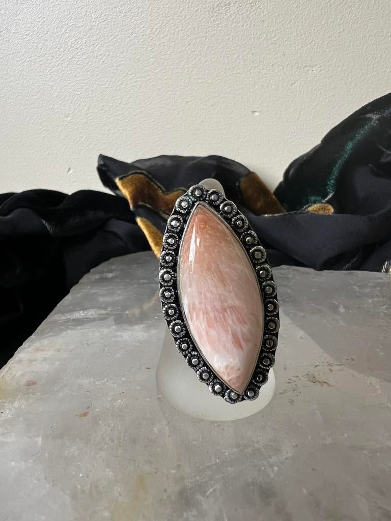 Scoleciet beschermt vrede harmonie balans intuïtie magie TIP, Nieuw, Ophalen of Verzenden, Met edelsteen, Zilver