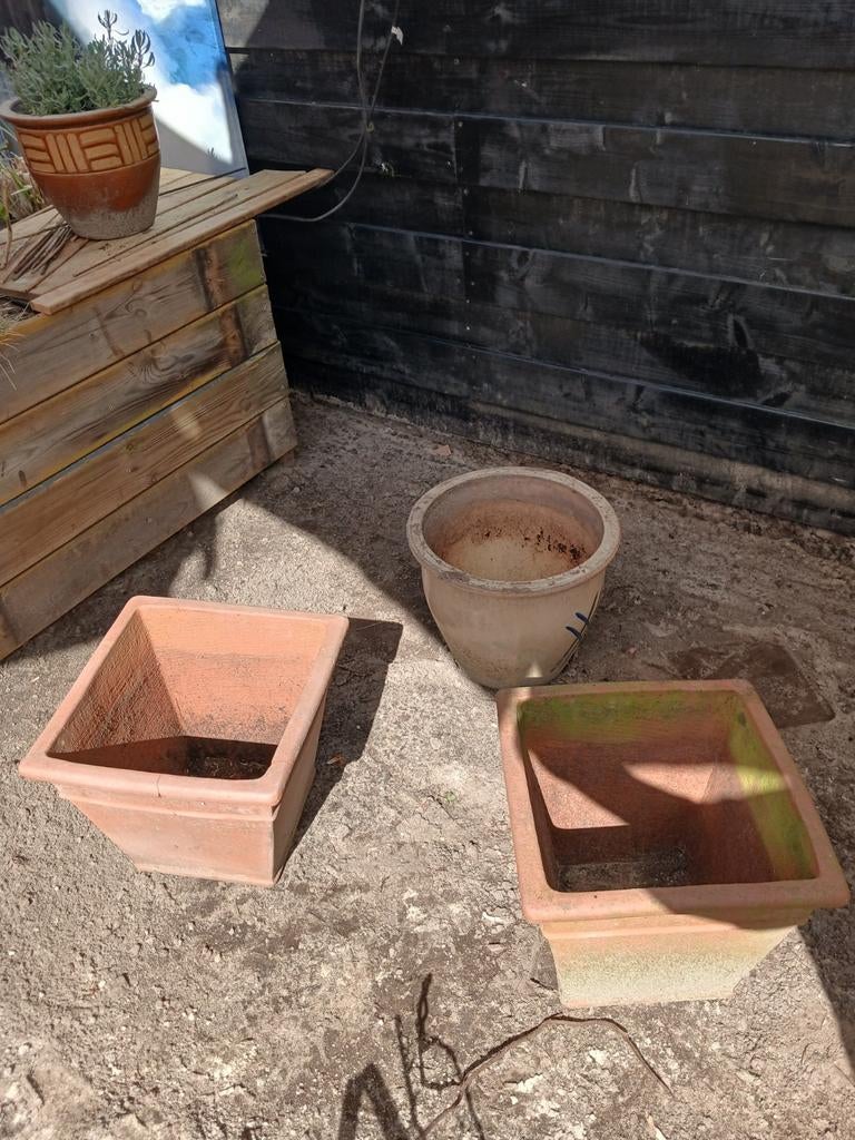 3 gebruikte terracotta bloempotten, Tuin en Terras, Bloempotten, Gebruikt, Rond, Minder dan 40 cm, Terracotta