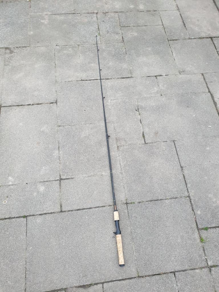 Lichte baitcaster, Watersport en Boten, Hengelsport | Roofvissen, Ophalen, Gebruikt, Werphengel