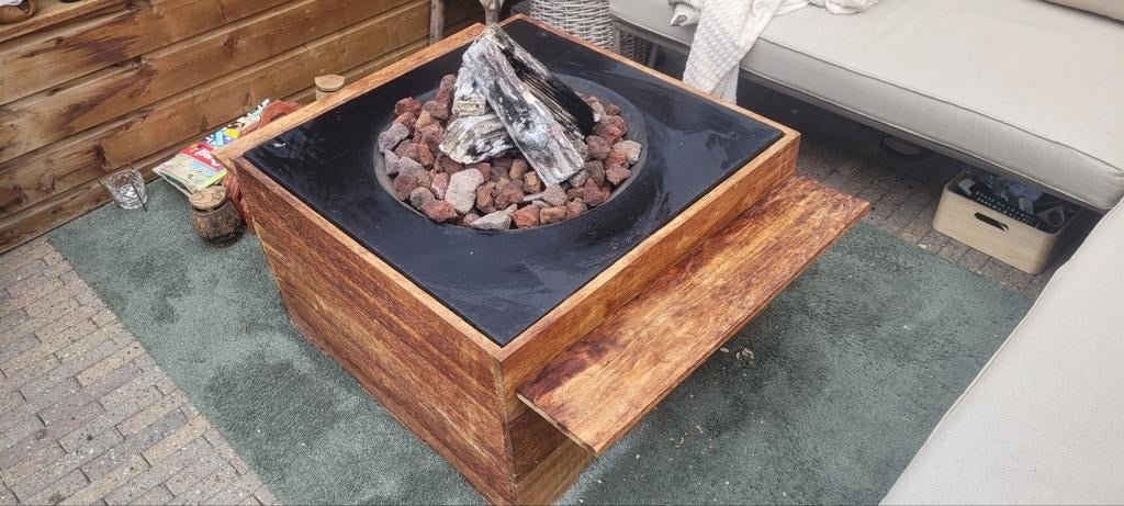 Cocoon Vuurtafel op Gasfles met Plankjes en Decoratie, Ophalen of Verzenden