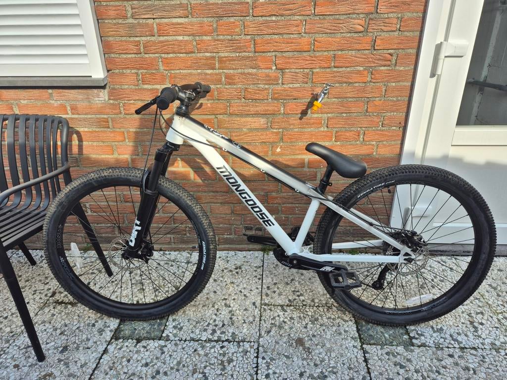 Dirtjumper mongoose, Ophalen of Verzenden, Zo goed als nieuw, Aluminium, 24 inch of meer