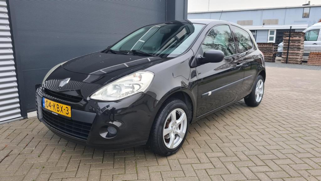 Renault Clio 1.2 Special Line, Voorwielaandrijving, Gebruikt, 4 cilinders, 1055 kg