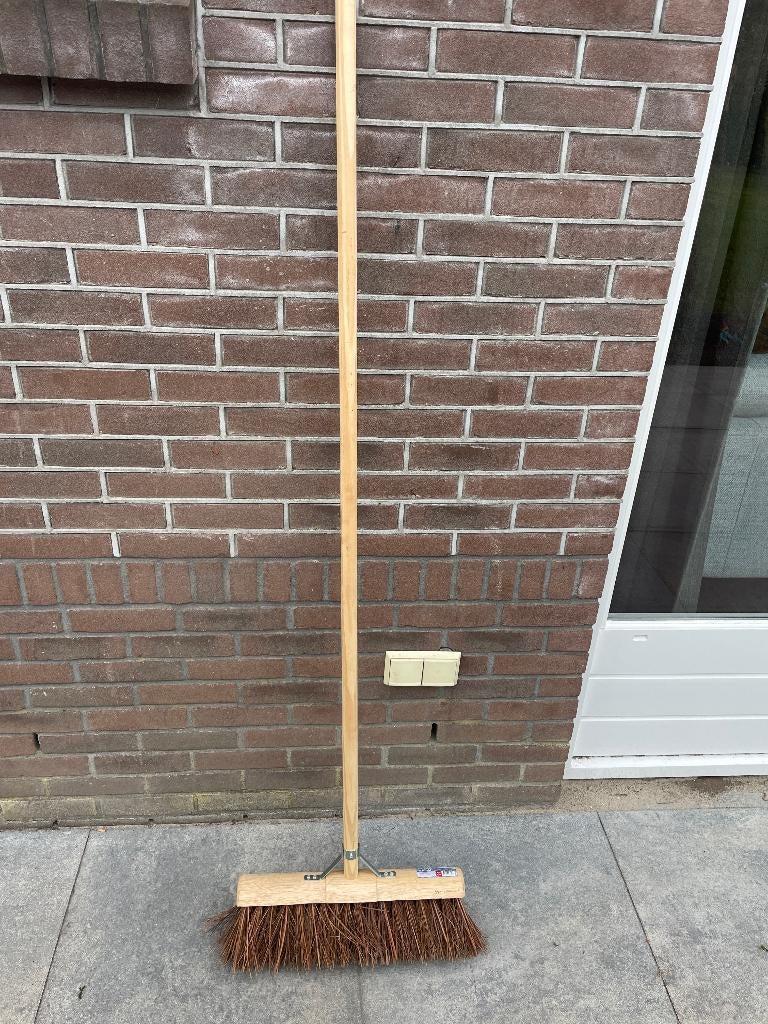 D966 Bezem natuurvezel 45 cm met steel Talen Tools Karwei, Tuin en Terras, Ophalen, Zo goed als nieuw, Bezem, Talen Tools