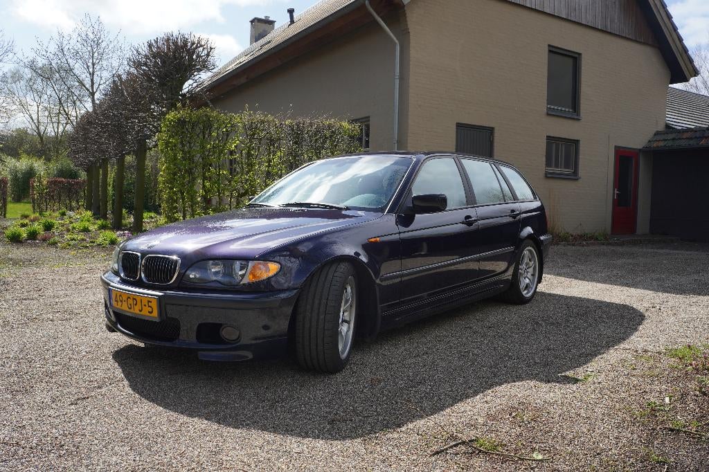 BMW e46 330i touring 6-versnellingsbak, Blauw, Stationwagon, Handgeschakeld, Particulier