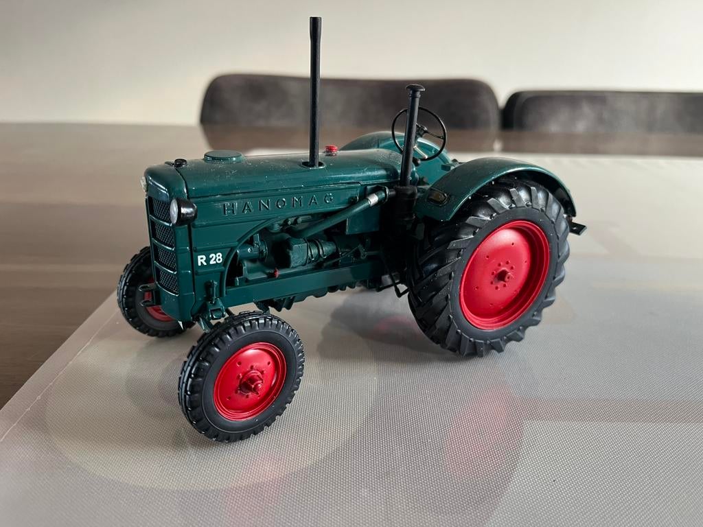 Hanomag R 28 tractor Minichamps, Hobby en Vrije tijd, Modelauto's | 1:18, Ophalen of Verzenden, Zo goed als nieuw, MiniChamps
