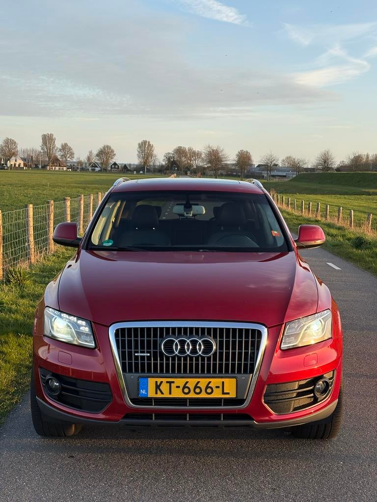 Audi Q5 2.0 Tfsi Quattro S-tronic 2009 Rood, Automaat, 1730 kg, Zwart, 4 cilinders