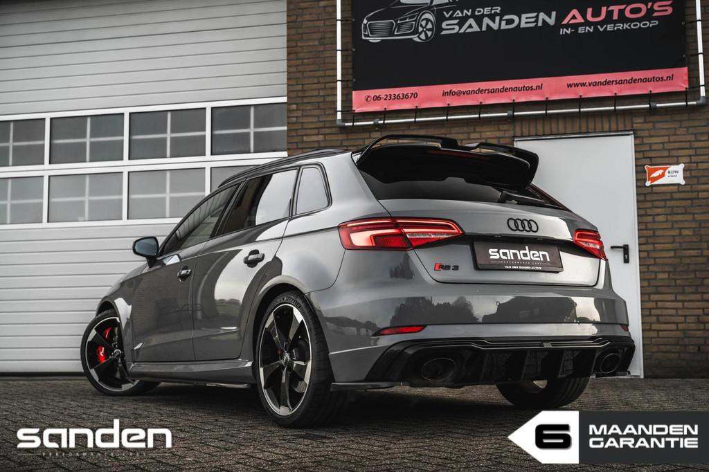 Audi RS3 2.5 TFSI quattro|Pano|78dkm|RS seats|RacingLine|B&O, Automaat, RS3, 1505 kg, Leder