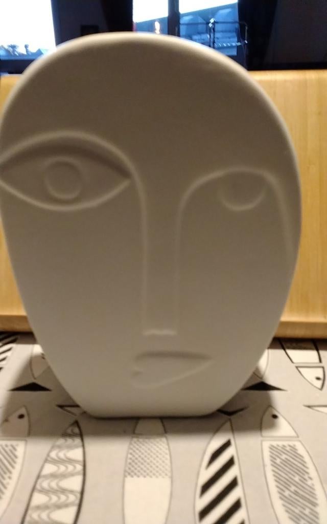 Keramiek  gezicht  Vaas, Overige kleuren, Aardewerk of Porselein, Ophalen of Verzenden, Zo goed als nieuw