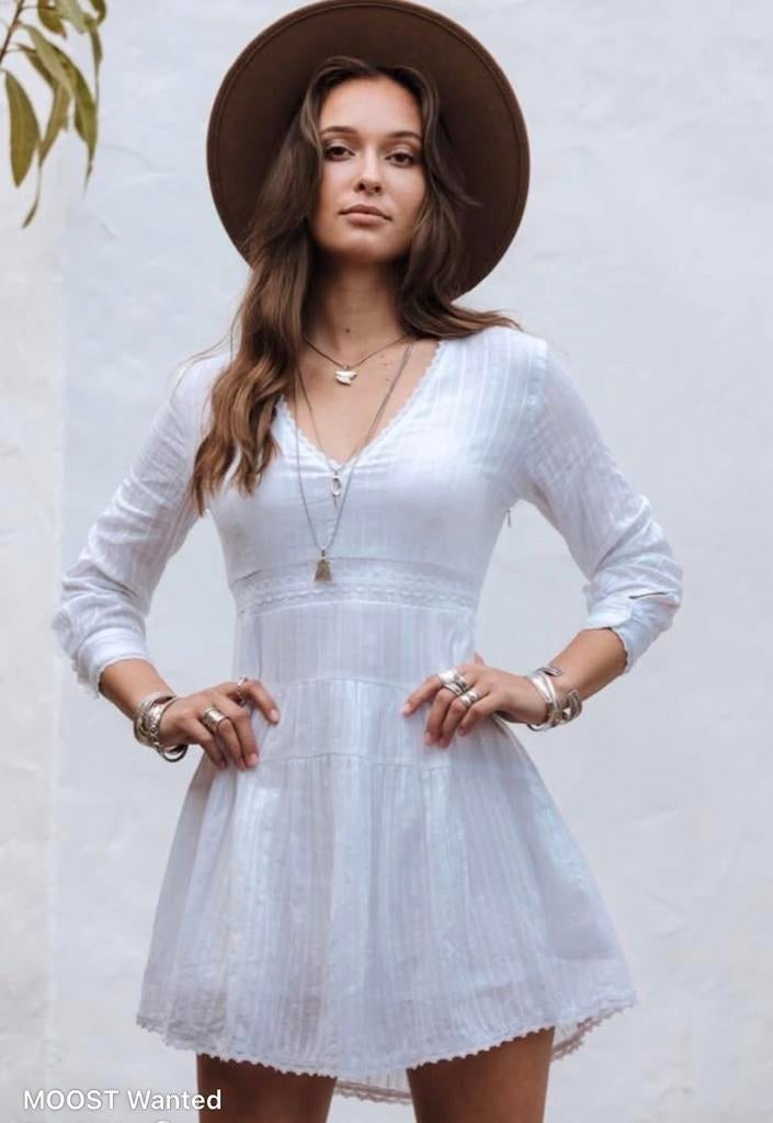 Moost Wanted witte jurk maat M, Kleding | Dames, Maat 38/40 (M), Wit, Ophalen of Verzenden, Zo goed als nieuw