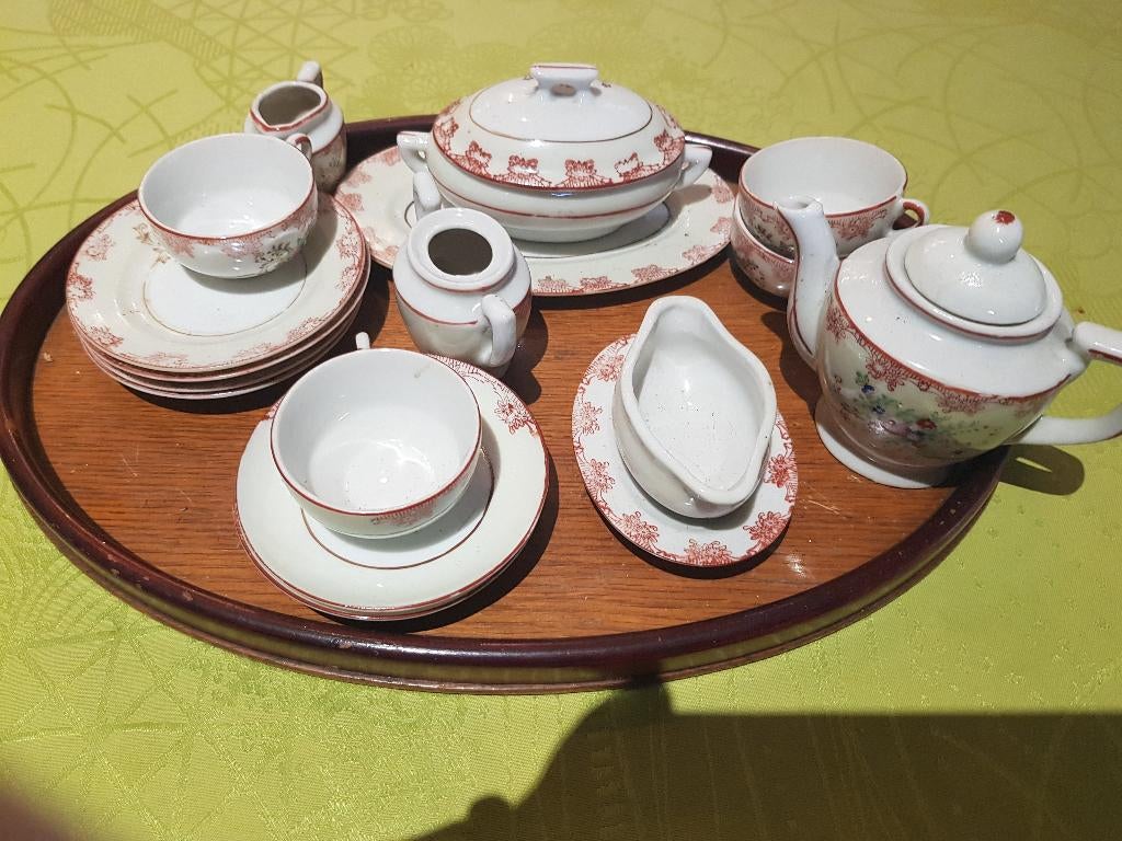 Kinder serviesjes diversen kompleet !, Ophalen of Verzenden