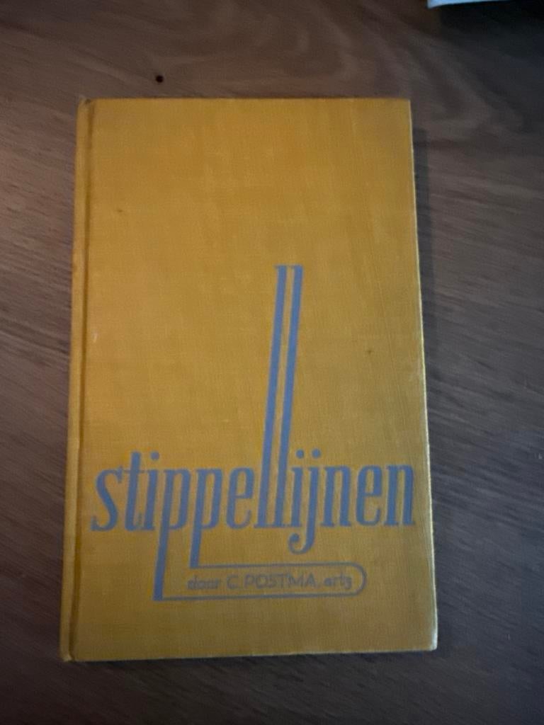 Stippellijnen door C. Postma, Boeken, Ophalen of Verzenden, Gelezen, Nederland