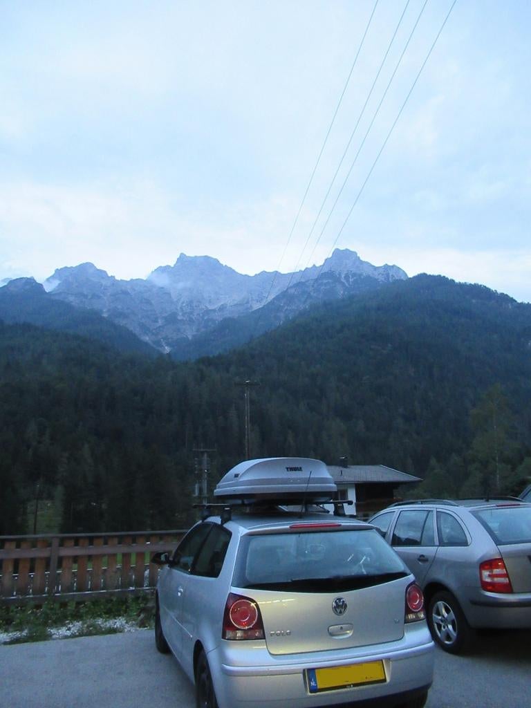 Thule Dakdragers Polo 4 met Bevestigingsset, Ophalen, Gebruikt