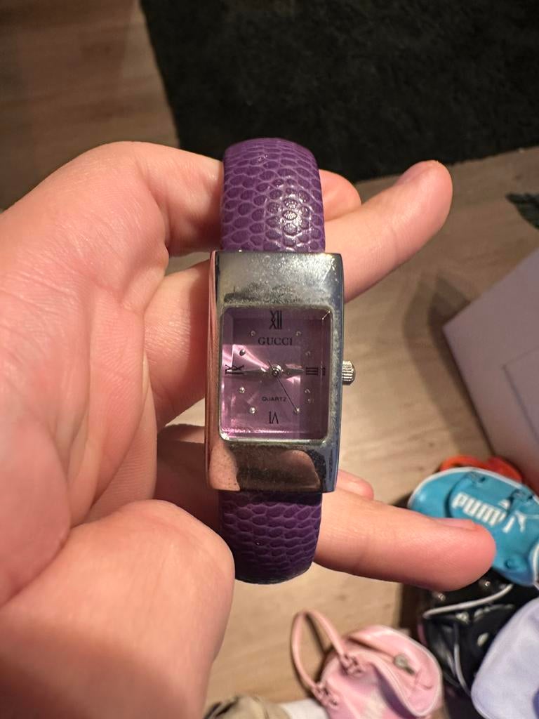 Gucci horloge dames, Verzenden, Zo goed als nieuw, Staal, Overige merken