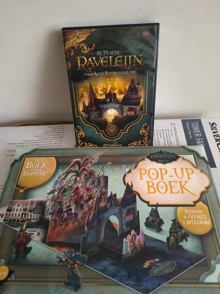 Efteling Raveleijn pop up boek en dvd, Verzamelen, Efteling, Ophalen of Verzenden, Zo goed als nieuw, Overige typen