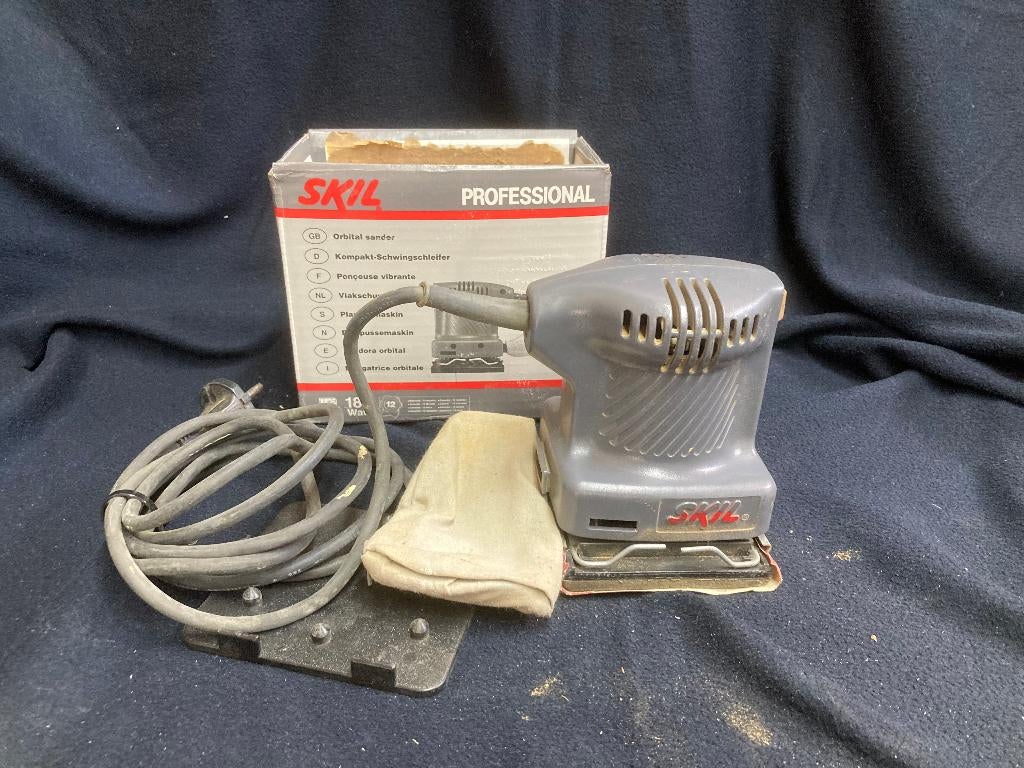 Skil vlakschuurmachine compact, Doe-het-zelf en Verbouw, Gereedschap | Schuurmachines, Ophalen, Gebruikt, Minder dan 600 watt