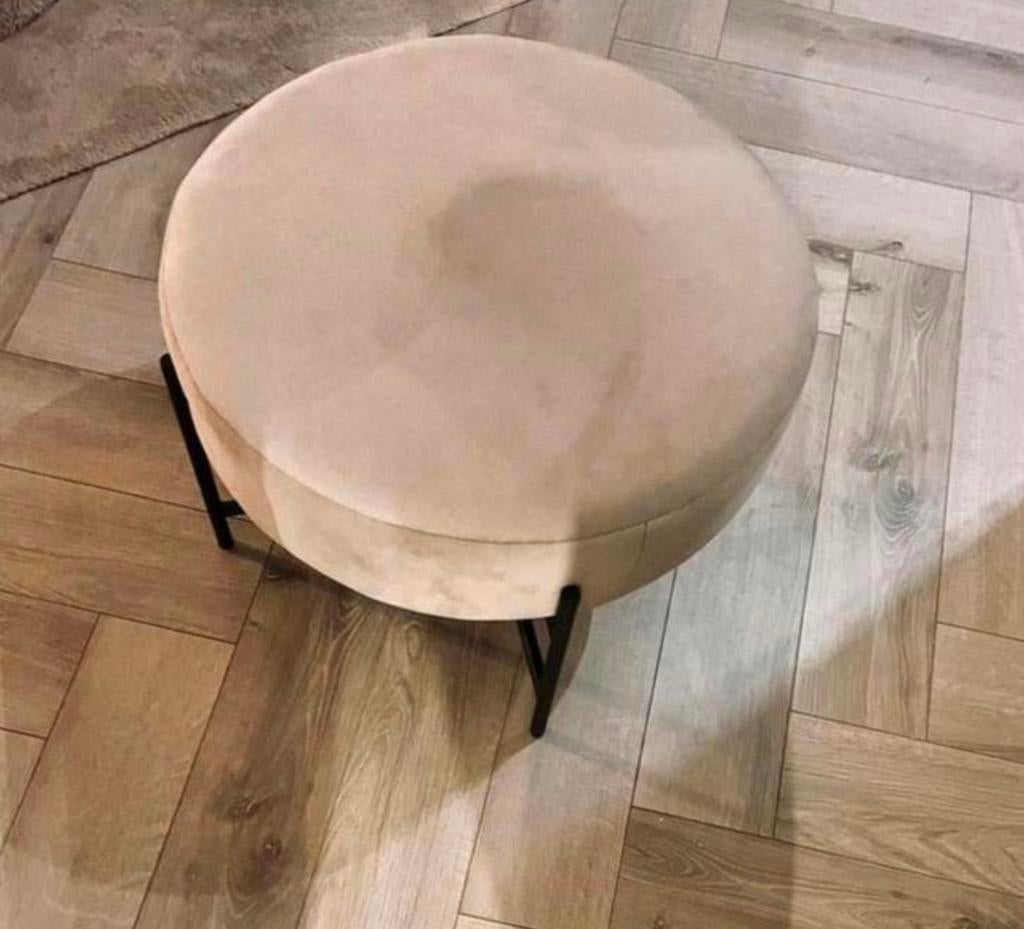 Fluwelen Poef. Grijs. Zgan., Ophalen, Zo goed als nieuw, Rond, 50 tot 75 cm