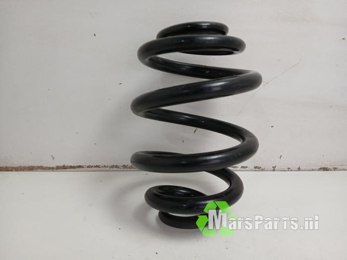 Schroefveer achter van een Volkswagen Transporter, Gebruikt, -, Volkswagen, -