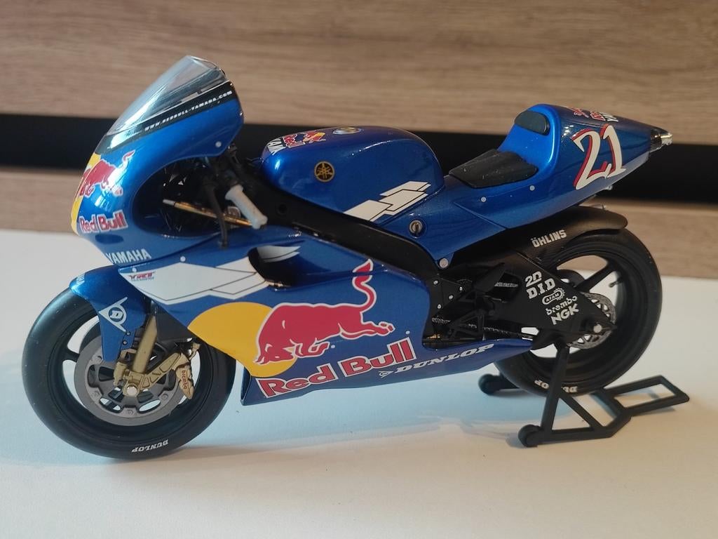 Minichamps: Yamaha YZR-500 - John Hopkins - MotoGP 2002, Ophalen of Verzenden, Zo goed als nieuw, 1:9 t/m 1:12, Motor
