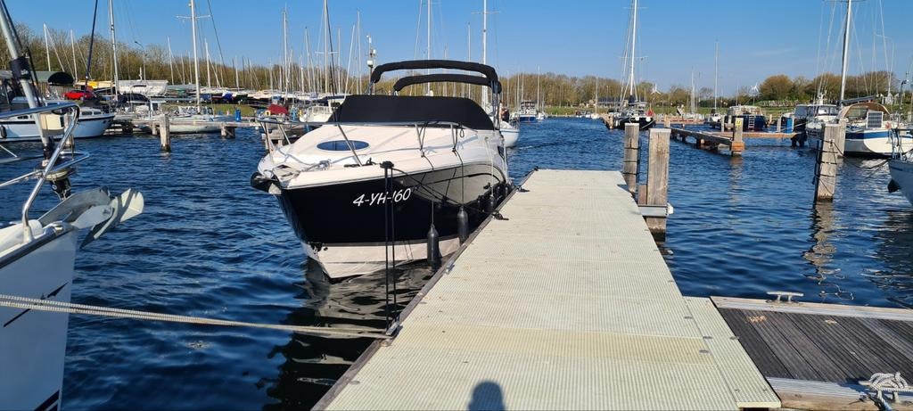 Regal 26 express speedcruiser, Ophalen, Zo goed als nieuw, Motor en Techniek