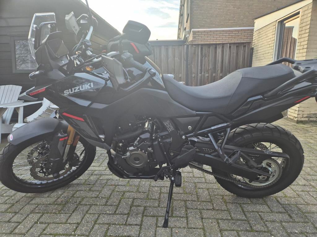 Suzuki Vstrom 800 DE 2025