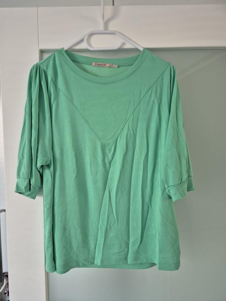 Leuk groen shirt van Esqualo maat M, Kleding | Dames, Maat 38/40 (M), Esqualo, Ophalen of Verzenden, Zo goed als nieuw