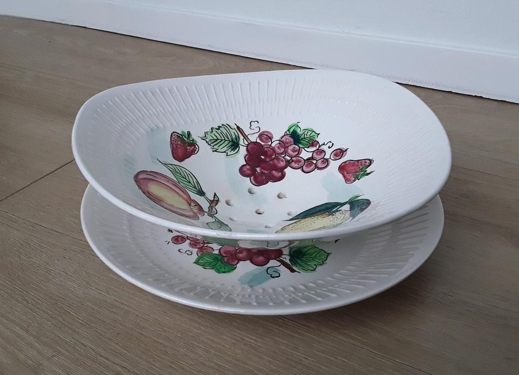 Grote vintage fruittest met onderbord, Gebruikt, Ophalen of Verzenden, Schaal of Schalen, Overige stijlen