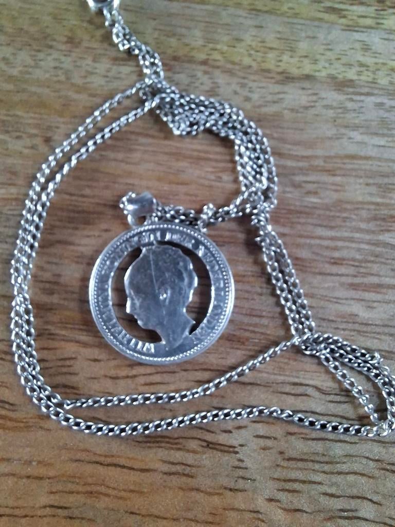 Halve gulden 1930 aan ketting, Ophalen, Overige materialen, Ketting
