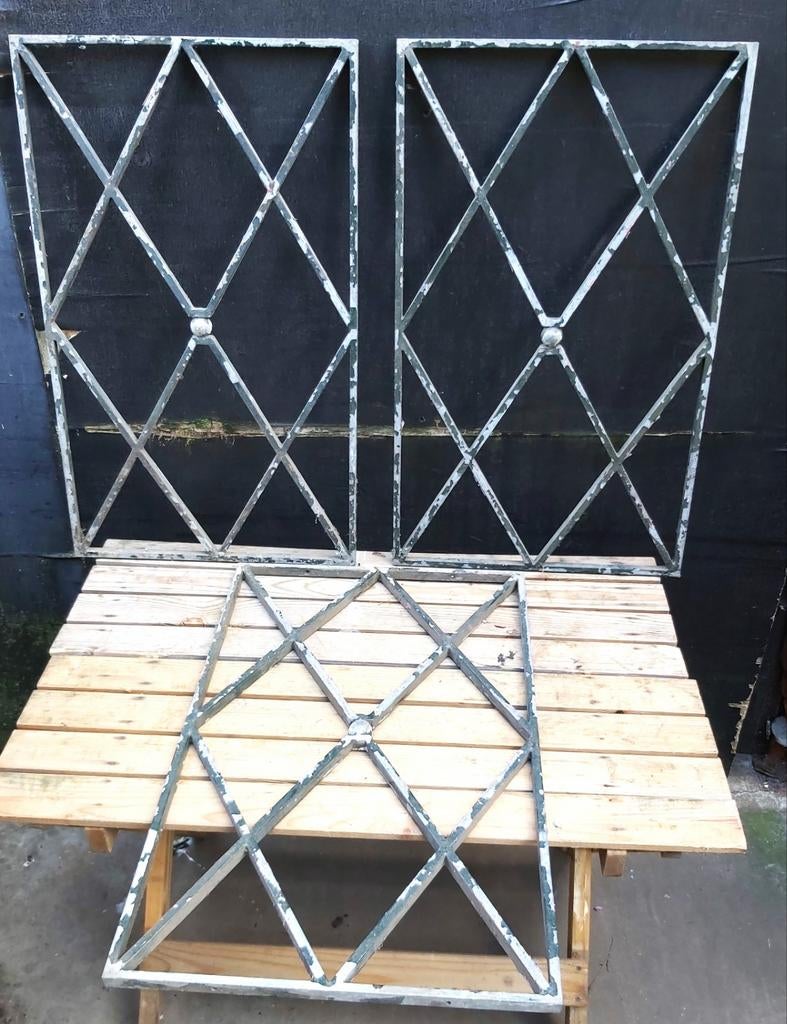 Ornament ijzeren ornamenten decoratie, Antiek en Kunst, Curiosa en Brocante, Ophalen