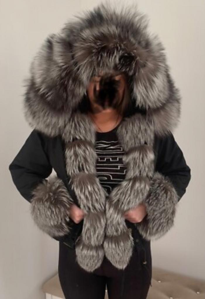 Nieuwe parka met vossenbont - Maat S bont vos, Ophalen of Verzenden, Nieuw, Zwart