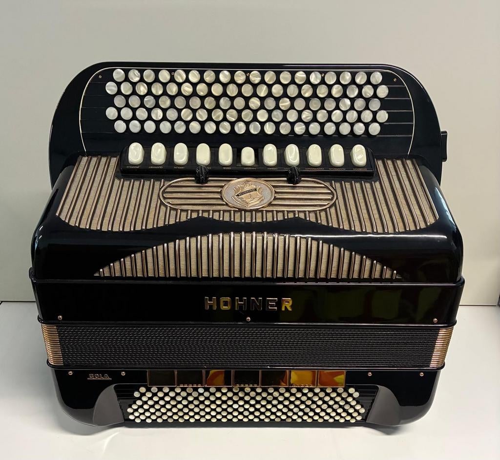 Hohner Gola B-griff knopaccordeon, Ophalen, Overige formaten, Met koffer, Zo goed als nieuw